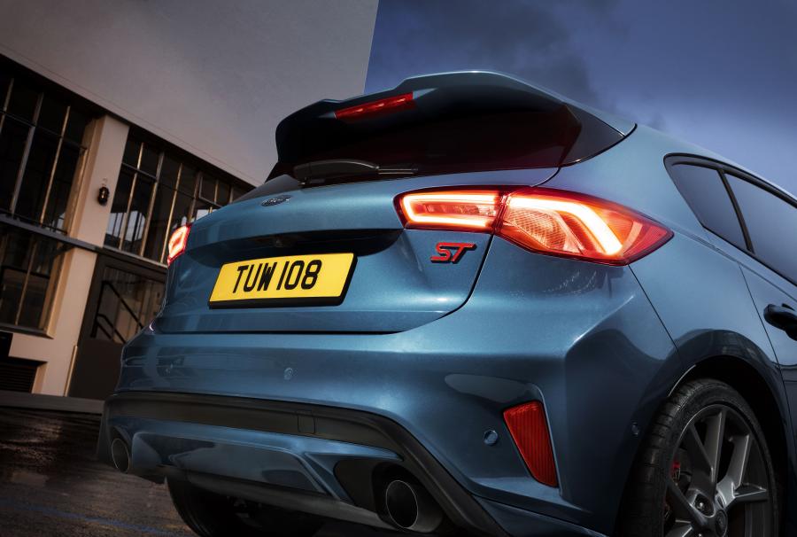 Детали экстерьера Ford Focus ST 2019 года  (WW) (фото 2 из 43)